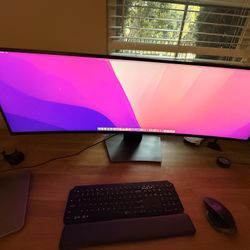 Dell 49 Inch Monitor Dual WQHD 1440 P Monitor 