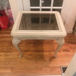 Price Reduced !!! Elegant End Table