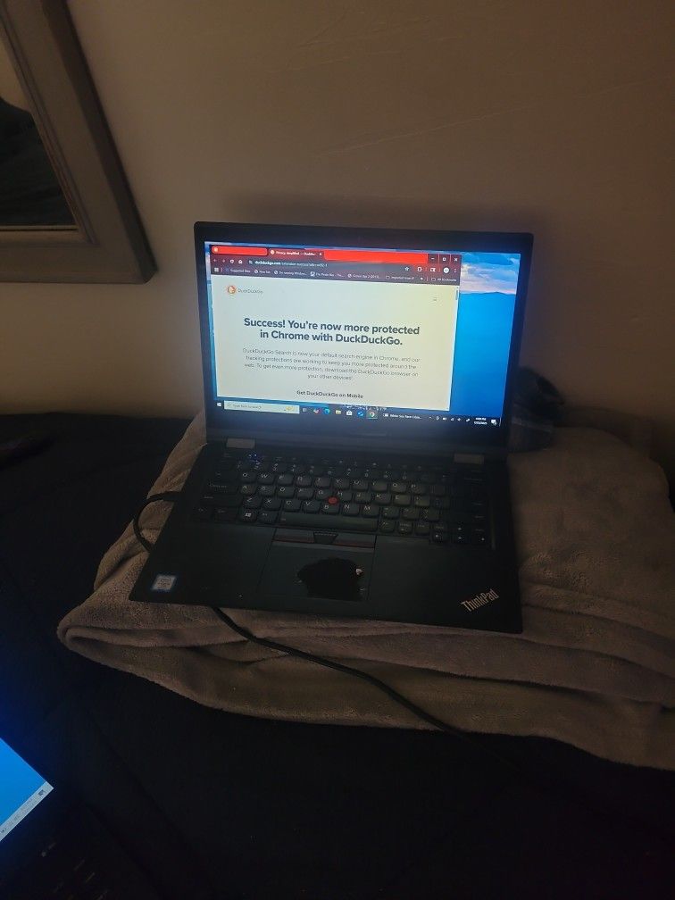 Laptop Computers 2hps And A ThinkPad LEVONO
