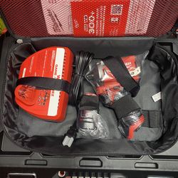 Milwaukee M12 3/8 Stubby Impact Wrench W/ 2.0 Battery And Charger