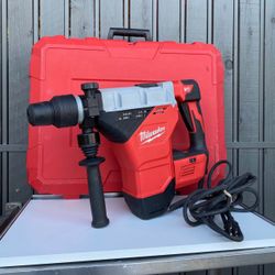 Milwaukee 15 Amp 1-3/4 in. SDS-MAX Corded Combination Hammer with E-Clutch
