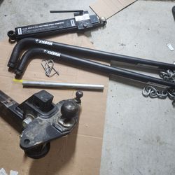 Husky Weight Distrusting Hitch