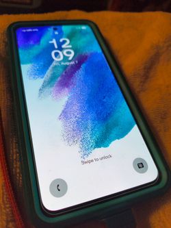 Samsung Galaxy s21 FE unlocked 5g 256GB