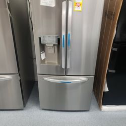 New French Door Refrigerator Lg 33" Wide
