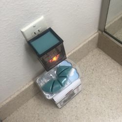 Pluggable Fragrance Warmer 