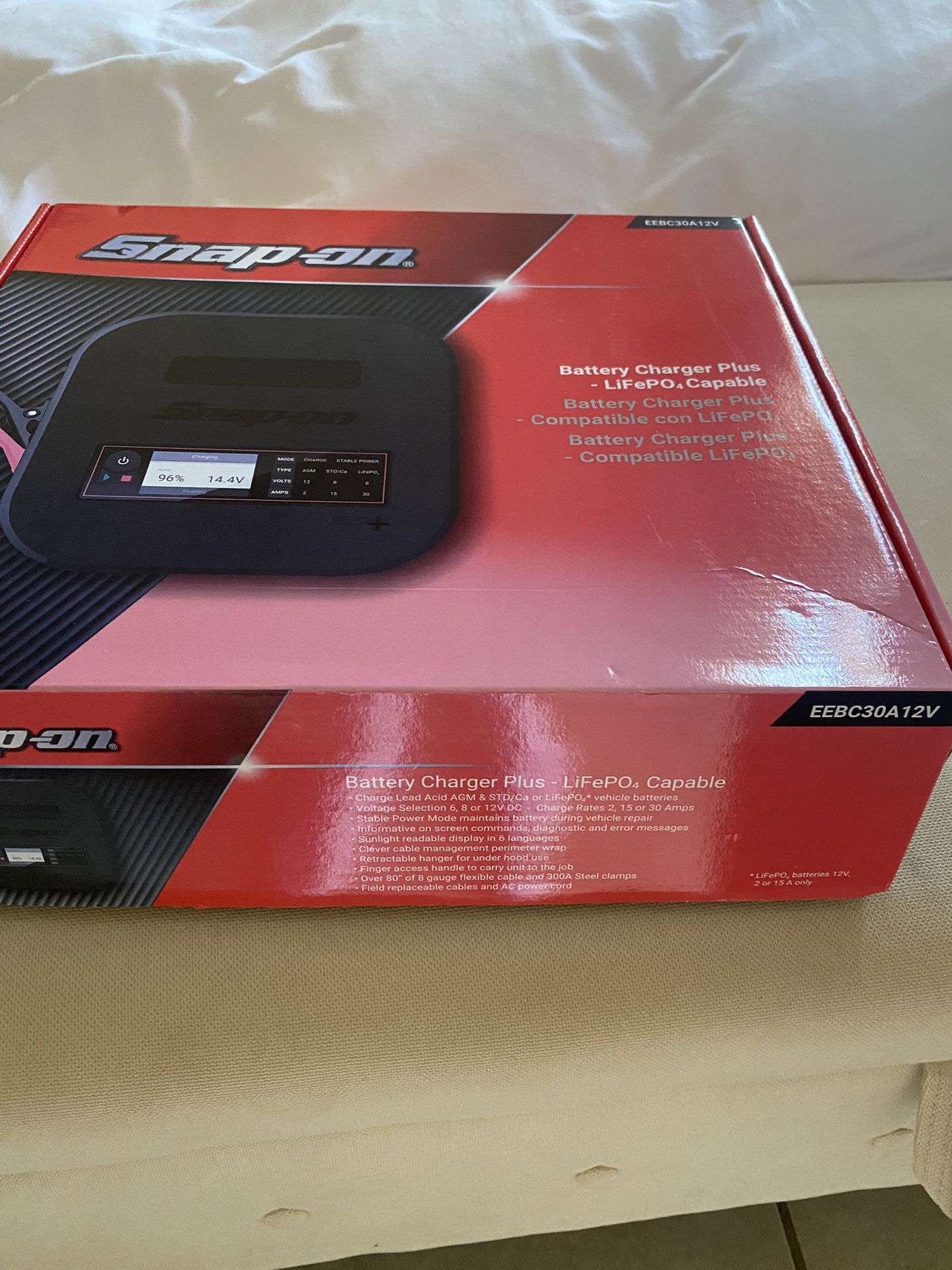 SnapOn Bench Top Battery Charger Plus (Lead-Acid and LiFeP04 Vehicle Batteries)