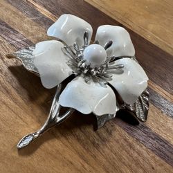 Vintage Large White & Silver Novelty Brooch Pin (SARAH COV) Jewelry Signed
