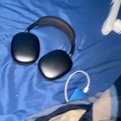 AirPod max Gray 
