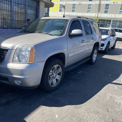 GMC Yukon Denali