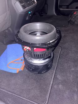 z8 sundown 2000 rms