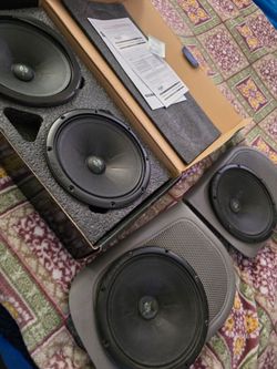 4 Deaf Bonce Apocalypse Sylvester AP-M61SE 6.5-inch mid-range car
audio speakers