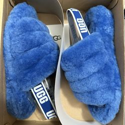 UGG Fluff Yeah Slide + Brown Slippers + Black Ugg Boots - Size 9
