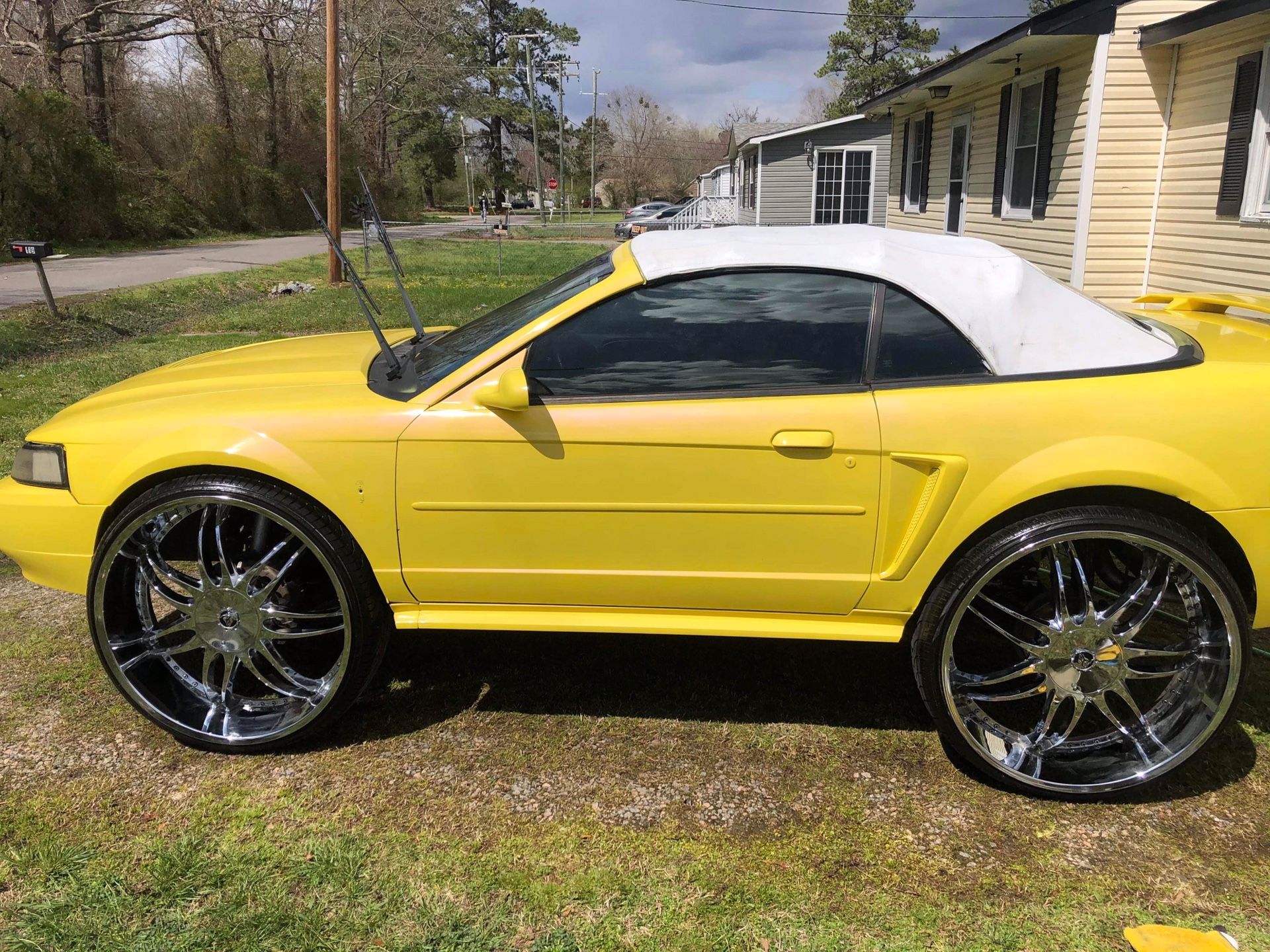 2003 Ford Mustang