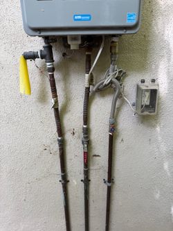 Tankless water heater