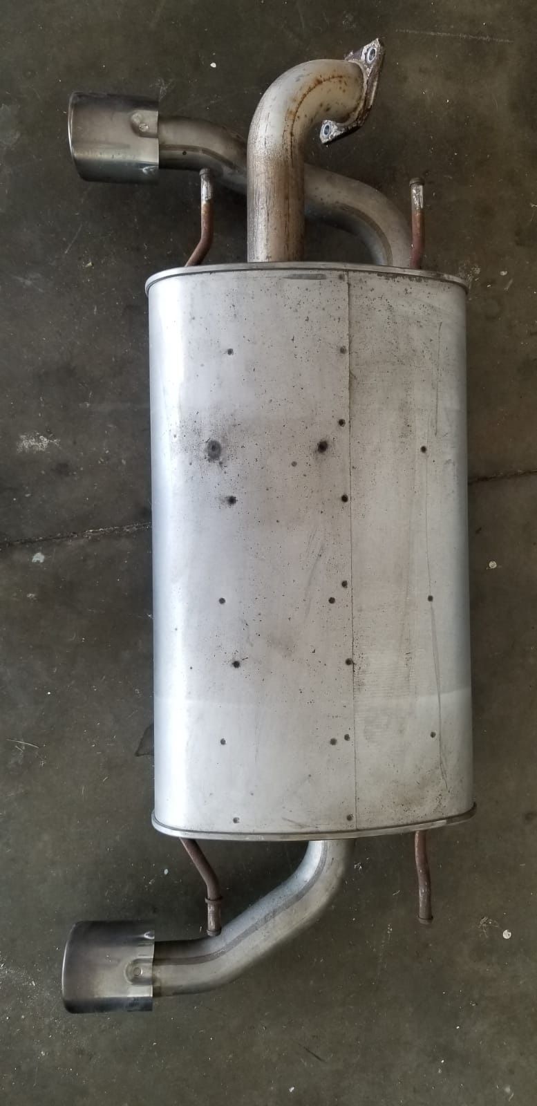 Muffler
