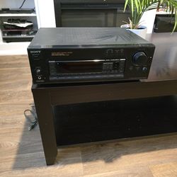FM-AM Sony STR D715 FM-AM Receiver.