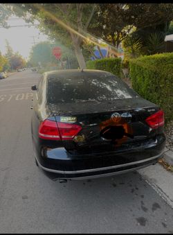 BEST OFFER -2012 VW PASSAT 3.6 SEL (NOT WORKING)