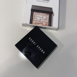 Bobbi Brown Highlighting Powder