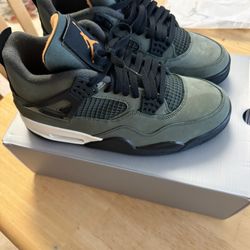 Undefeated Jordan 4 DS