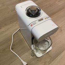 soymilk maker