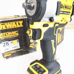20V Max DeWalt ATOMIC 3/8" Impact Wrench 