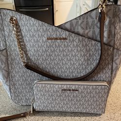 Michael Kors wallet and purse 