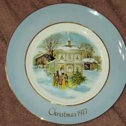 Avon's Collectible Christmas Plate