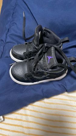 Toddler Jordan 1 High Black/Purple Sneakers
