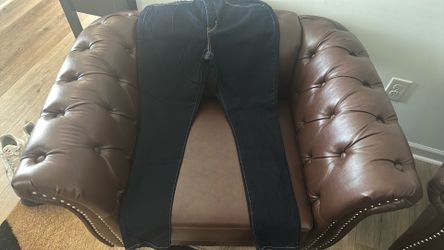 Levi 311 women’s shaping skinny jeans