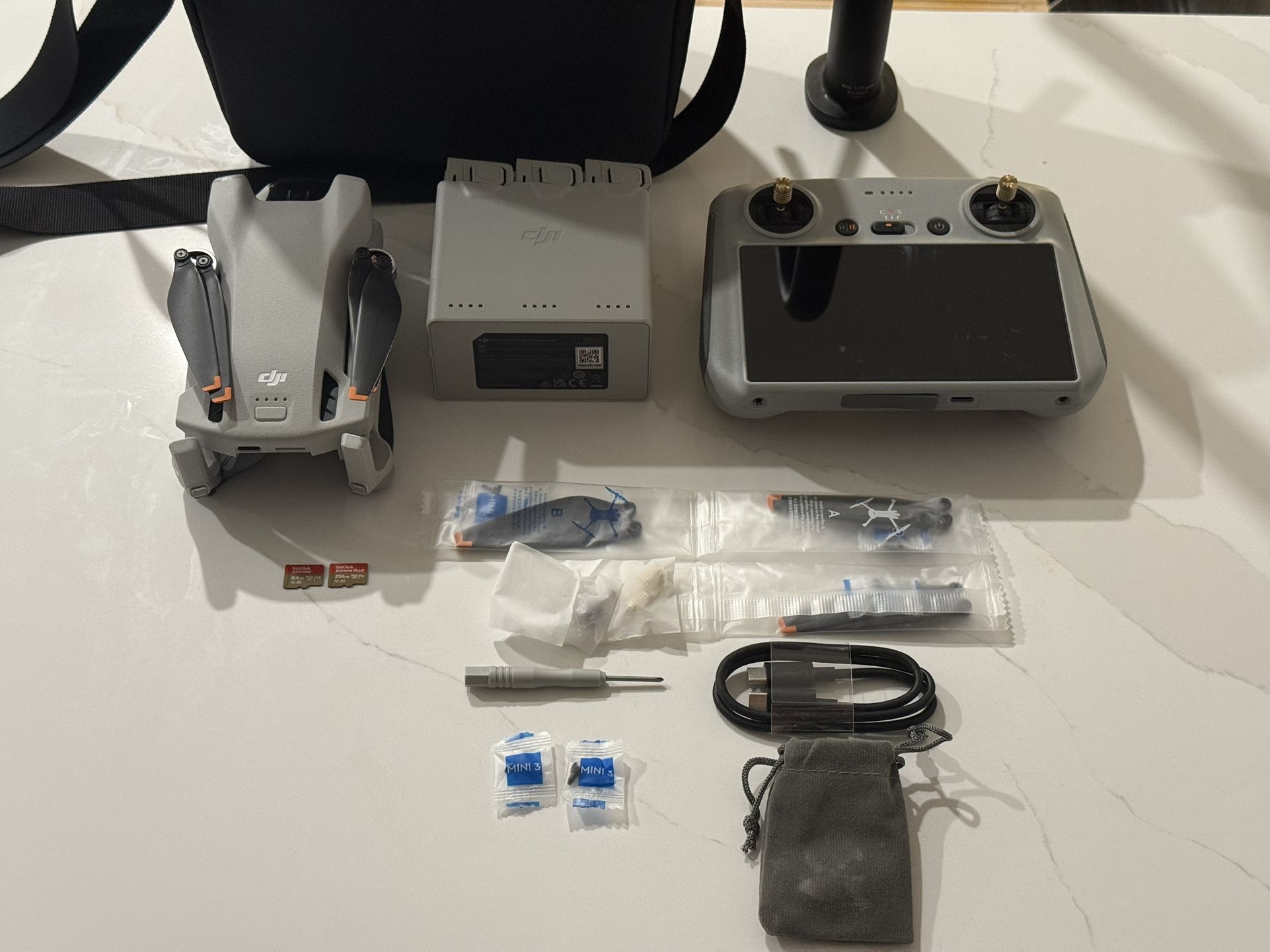 DJI Mini 3 Drone Fly More Combo With Screened Remote