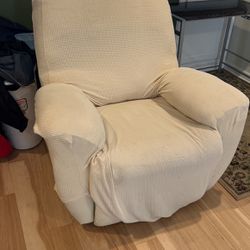 Large Comfy Chair ( Recliner )