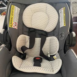 Graco Snug Ride Car seat And 2 Bases
