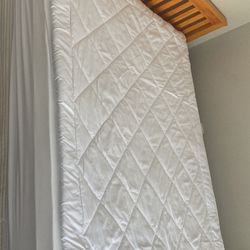 Full Size Bed And Comes With Wooden Bed Frame 