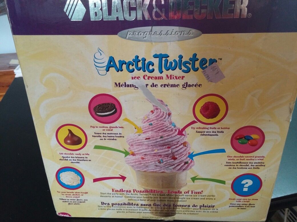 Black & Decker Arctic Twister soft serve ice cream machine