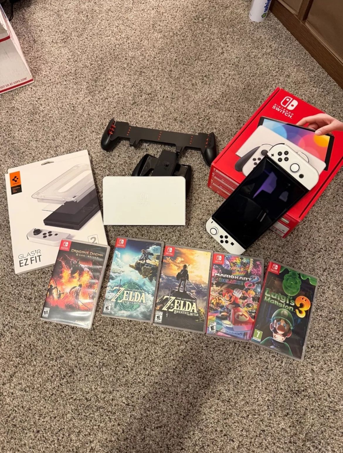 Switch OLED Model HEG-001 Handheld Console - 64GB - White with extras