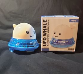 🔥 DIABLA'z - NEW UNUSED - Baby & Kids 2 in 1 Water Spray Music Light Up Bath UFO Toy