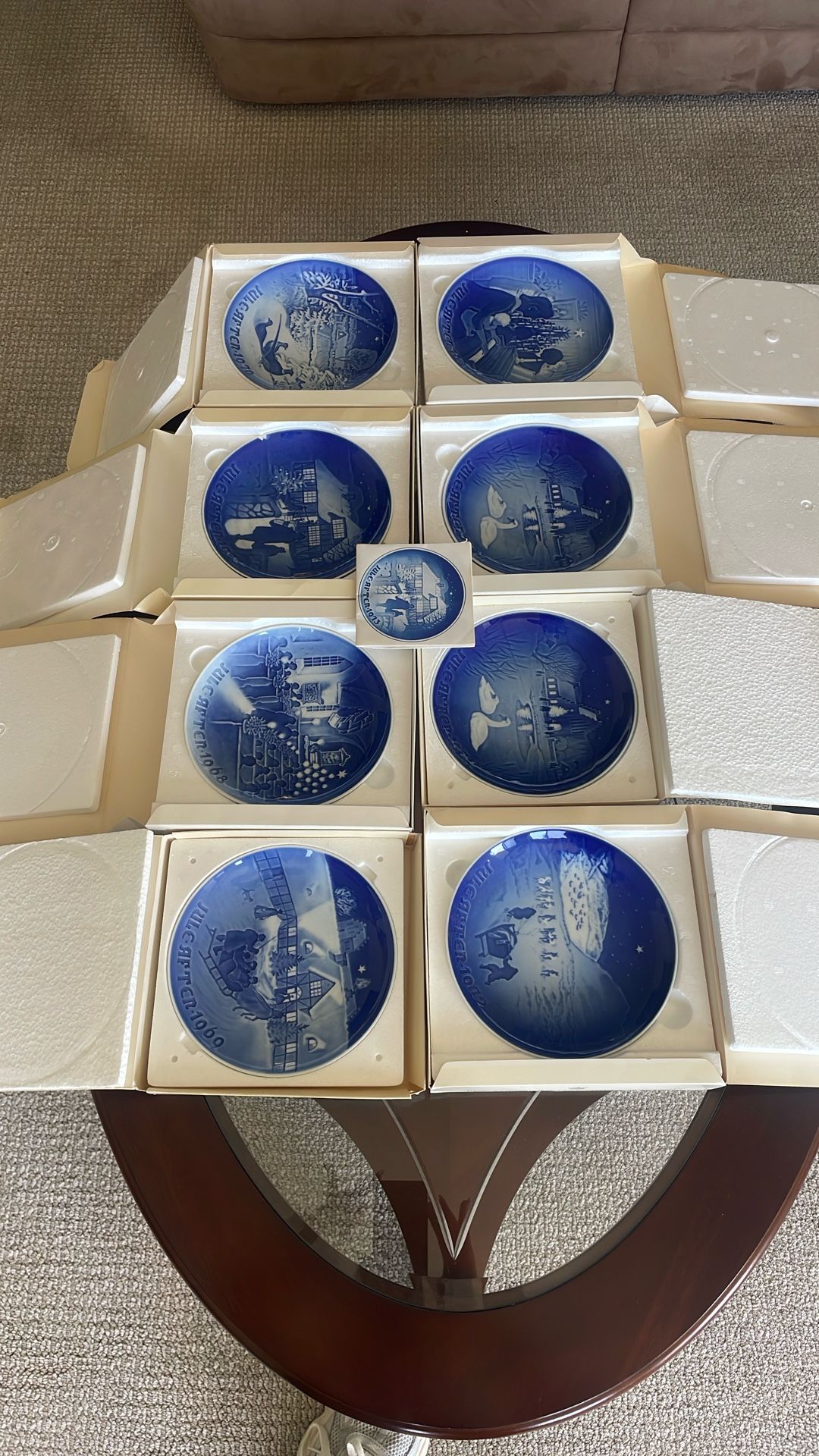 Porcelain Plate Set, Vintage