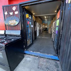 APPLIANCES NEW AND USED REFRIGERATOR STOVE SET WASHER AND DRYER MICROWAVE  DISHWASHER 