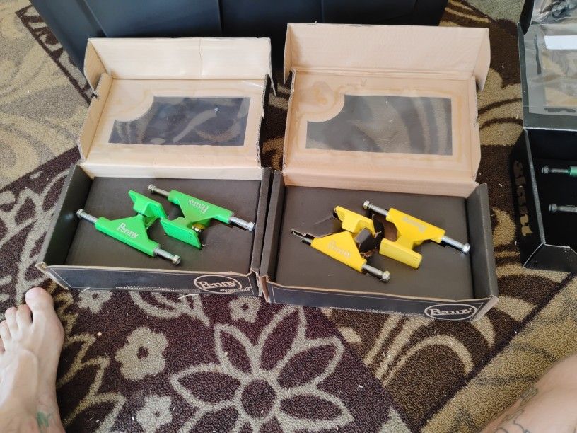 Penny Skateboard Trucks