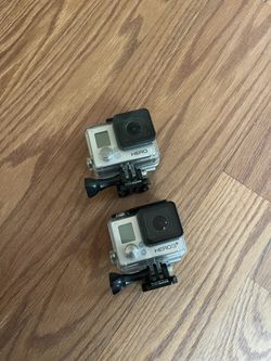 2x (two) GoPro 3’s