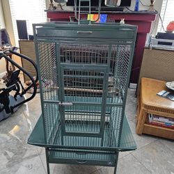 Bird Cage new, perfect condition 