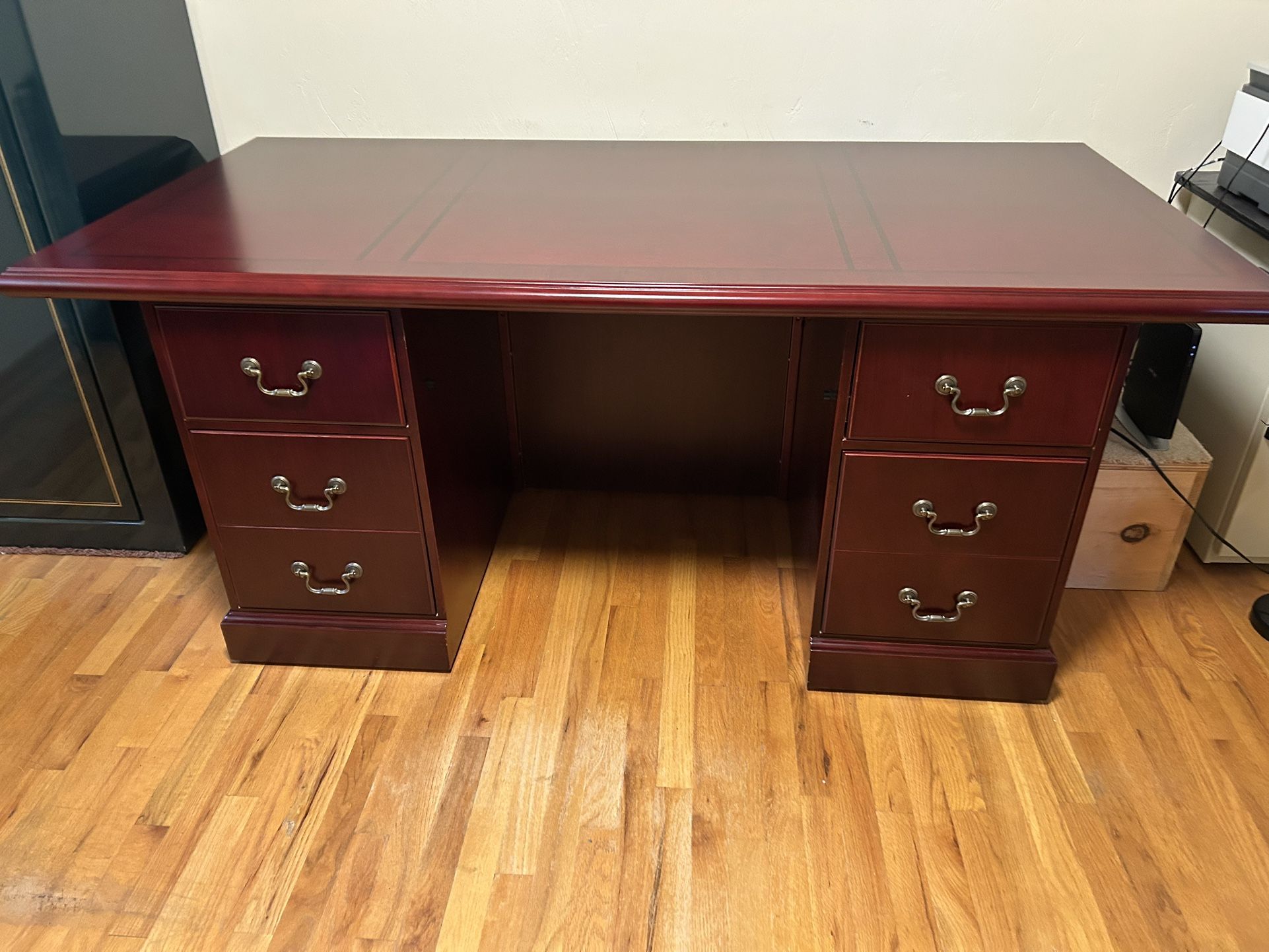 Office Desk