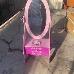 Hello Kitty Mirror Dresser