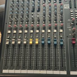 Allen & heath Mixing Board