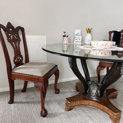 Dining Table And 3 Chairs 