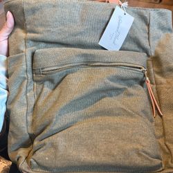  Universal Thread Canvas Backpack – Olive Green