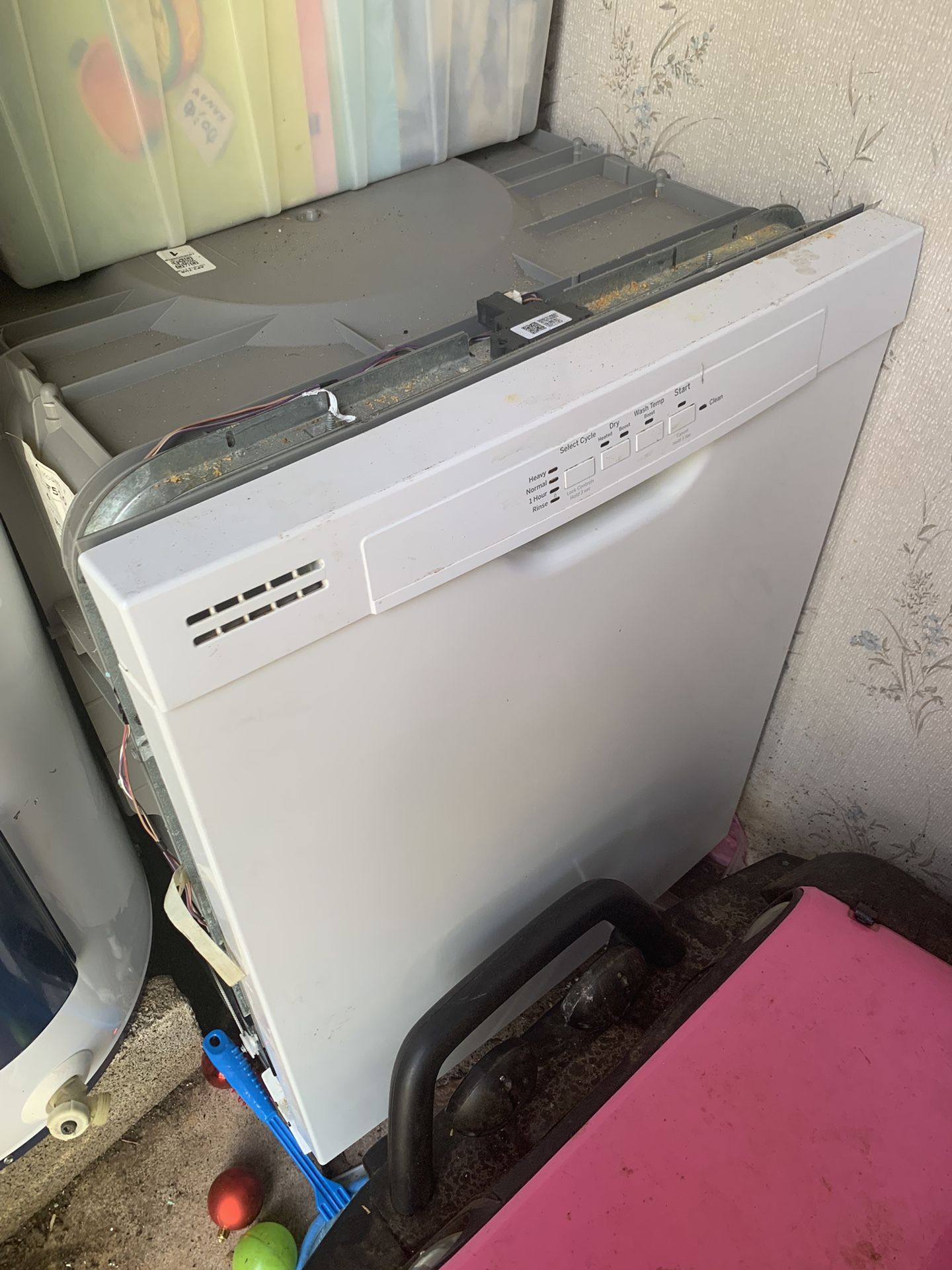 GE Dry Boost Dishwasher 