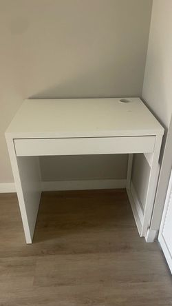 IKEA table