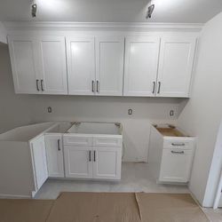 White Shaker Kitchen Cabinets