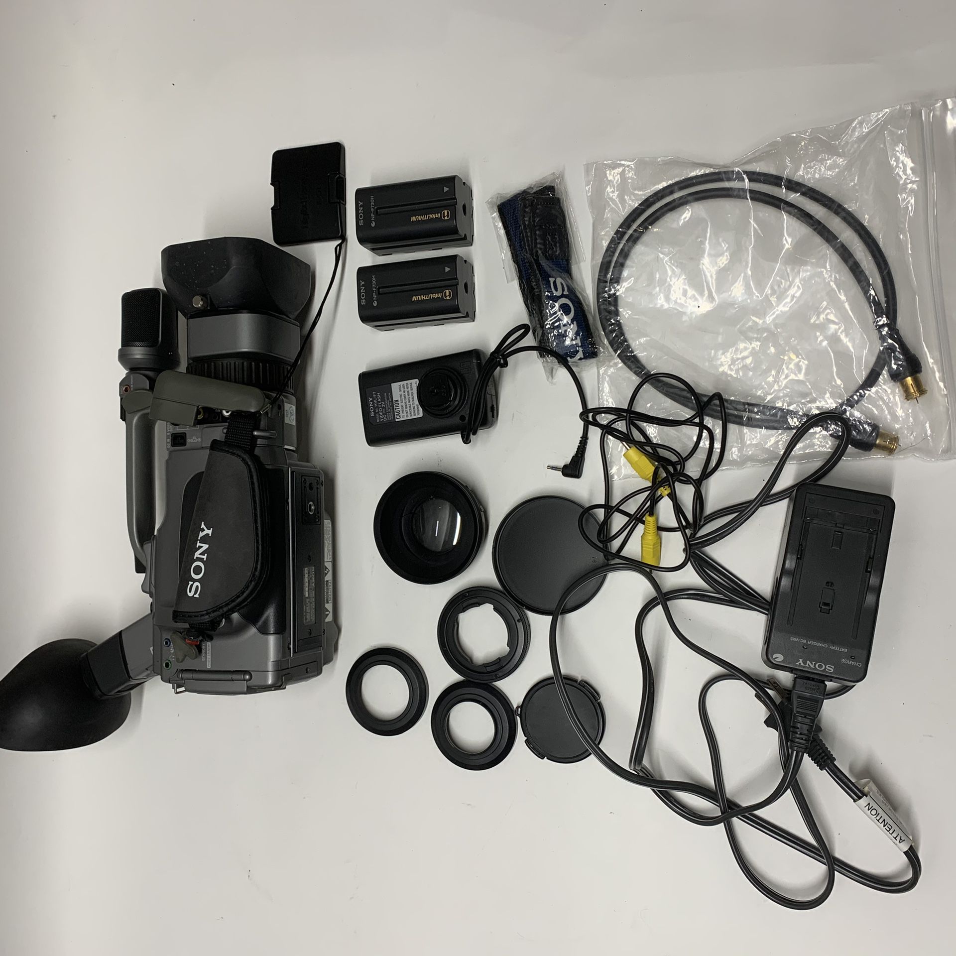 Sony cam corder DCR-VX1000